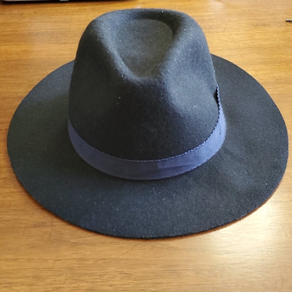 Zara Hat Black Size Small Wool - Picture 3 of 7